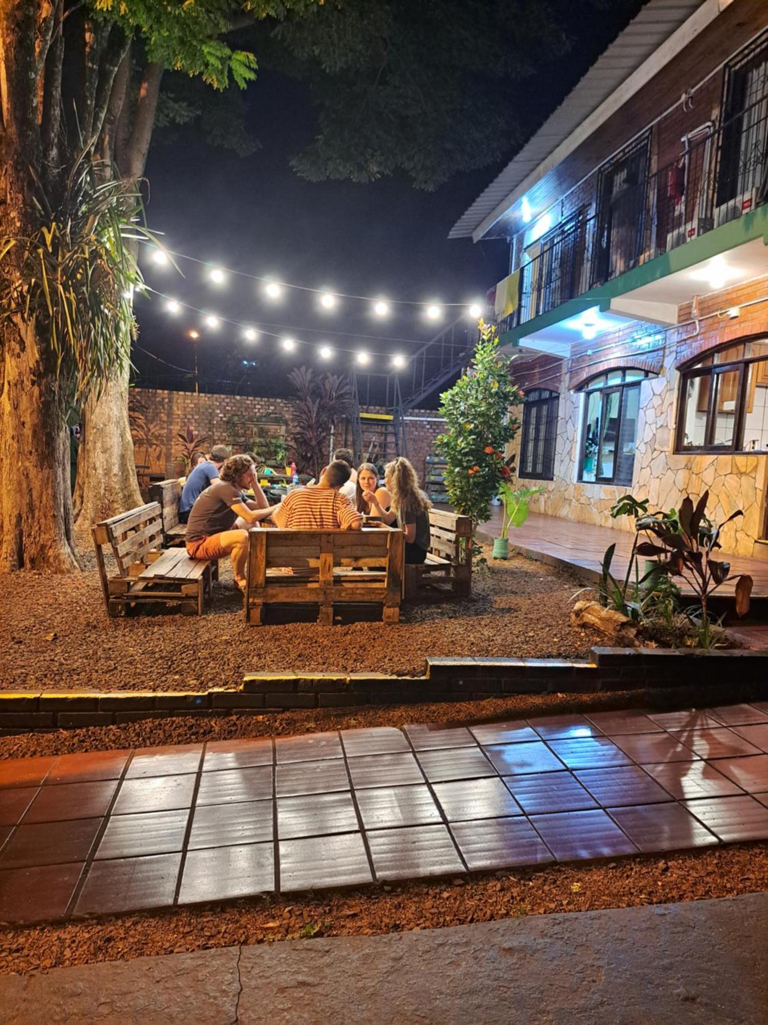 Benteveo Hostel Iguazu Puerto Iguazu Exterior photo